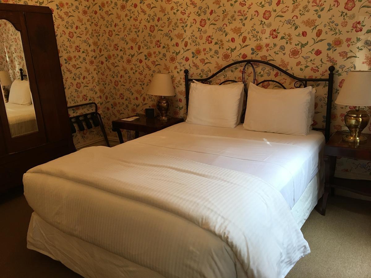 بالو ألتو Cowper Inn المظهر الخارجي الصورة
